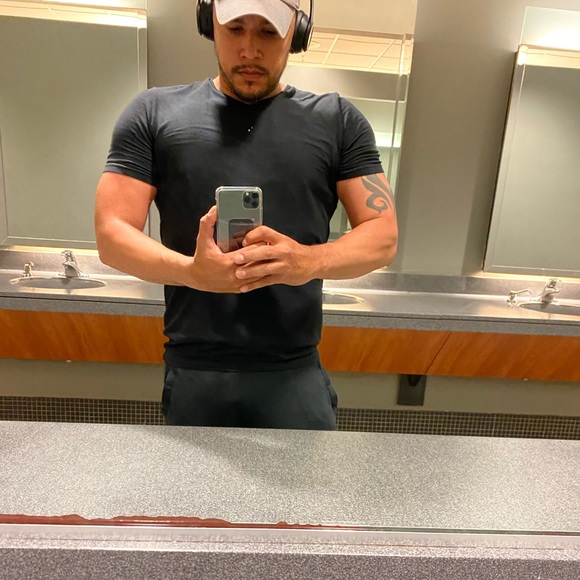 Meet your Posher, Larry - Picture 1 of 1